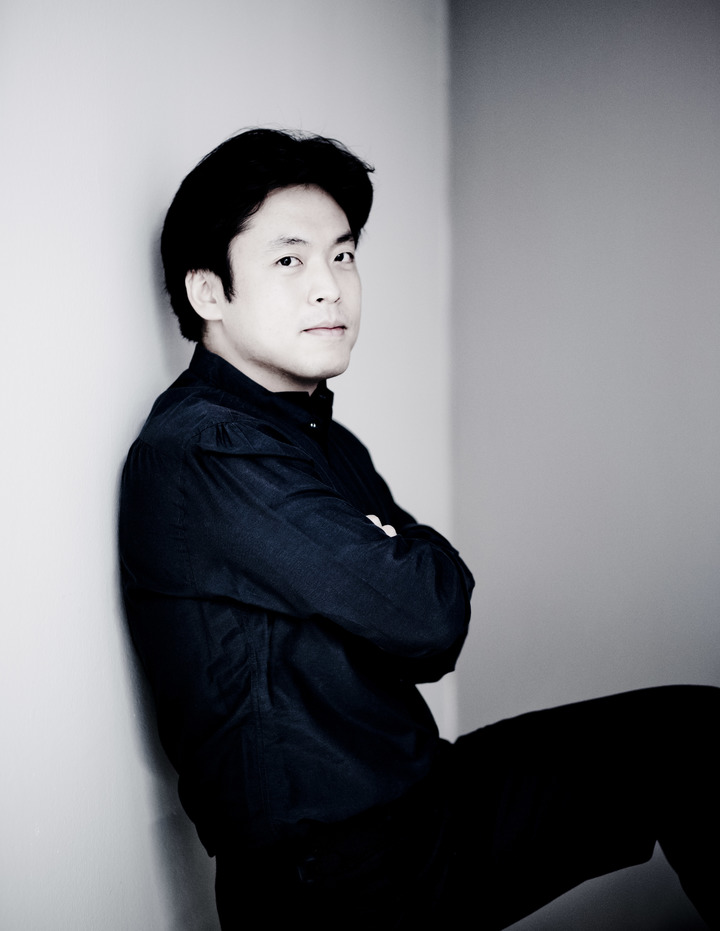 [서울=뉴시스]피아니스트 김선욱. (사진=빈체로/marco borggreve제공) 2022.05.14. photo@newsis.com&nbsp; *재판매 및 DB 금지