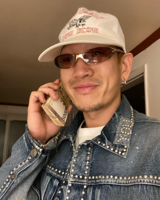 [서울=뉴시스] 뱃사공 2021.05.16 (=인스타그램 캡처) photo@newsis.com *재판매 및 DB 금지