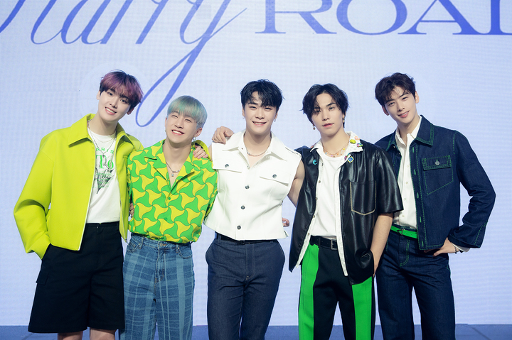 [서울=뉴시스] 그룹 아스트로. 2022.05.16.(사진=판타지오 제공) photo@newsis.com*재판매 및 DB 금지 *재판매 및 DB 금지