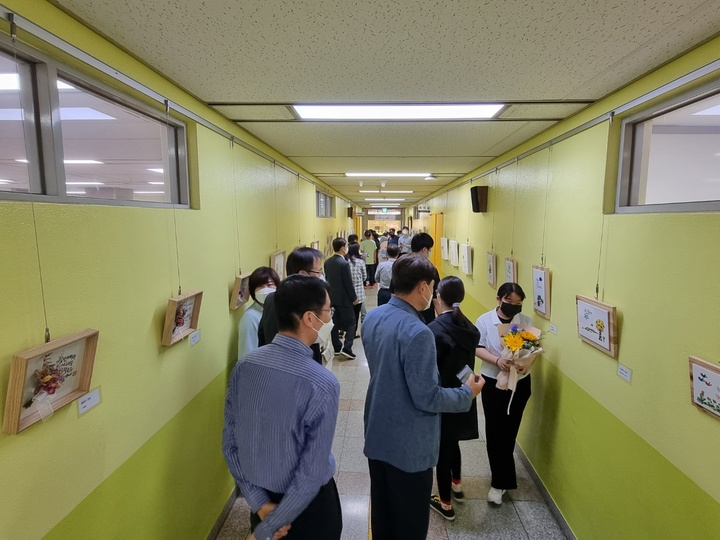 금천고-에덴원 캘리그라피 작품 전시회. *재판매 및 DB 금지