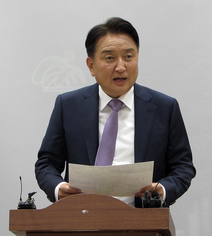 김영환 충북지사 후보 "세계무예마스터십 폐지할 것"