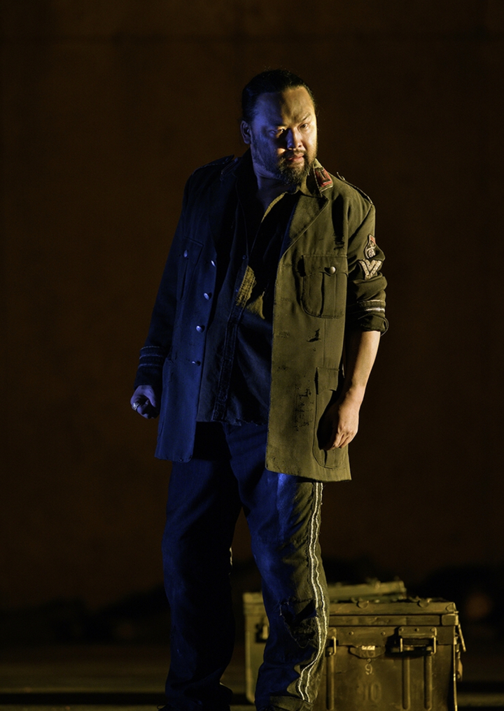 [서울=뉴시스]2019년 1월 마드리드왕립극장에서 한 바그너의 '라인의황금'에서 '알베리히' 역으로 출연한 사무엘 윤. (사진=아트앤아티스트 제공) 2022.05.30. photo@newsis.com *재판매 및 DB 금지