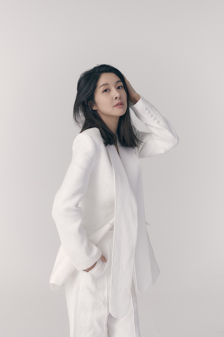 [서울=뉴시스] 배우 김빈우. 2022.05.31.(사진=린브랜딩 제공) photo@newsis.com*재판매 및 DB 금지 *재판매 및 DB 금지