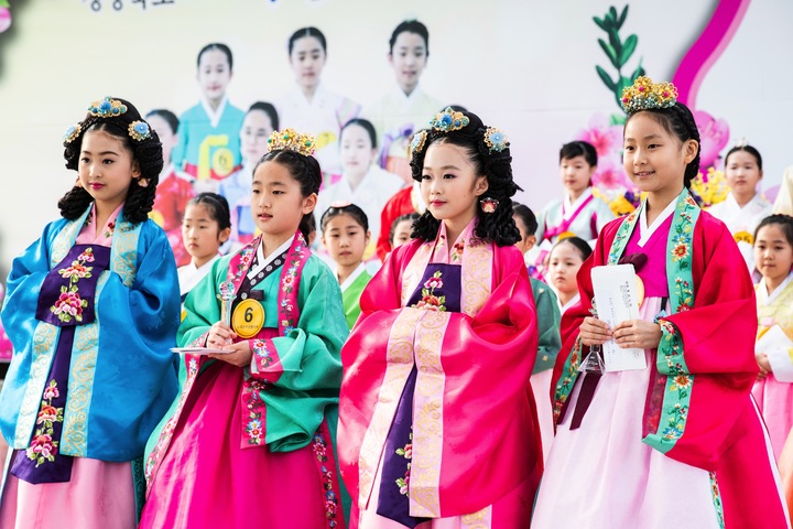 '여성민속한마당' 축제 중 '노국공주 선발대회' 장면 (사진=안동시 제공) *재판매 및 DB 금지