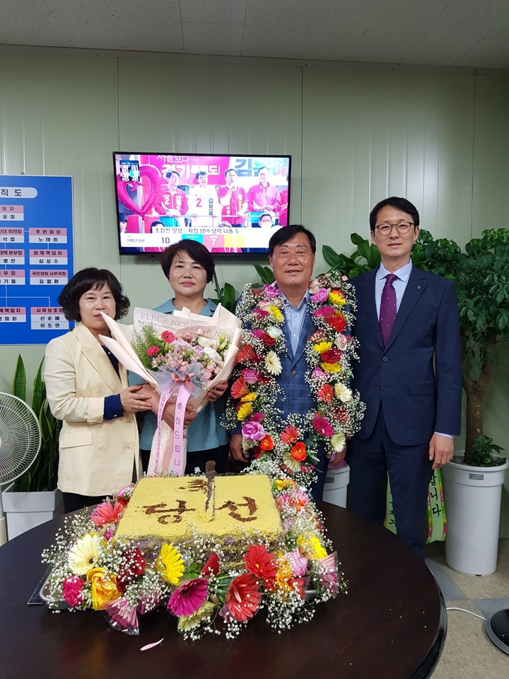 김윤철 합천군수 당선인 *재판매 및 DB 금지