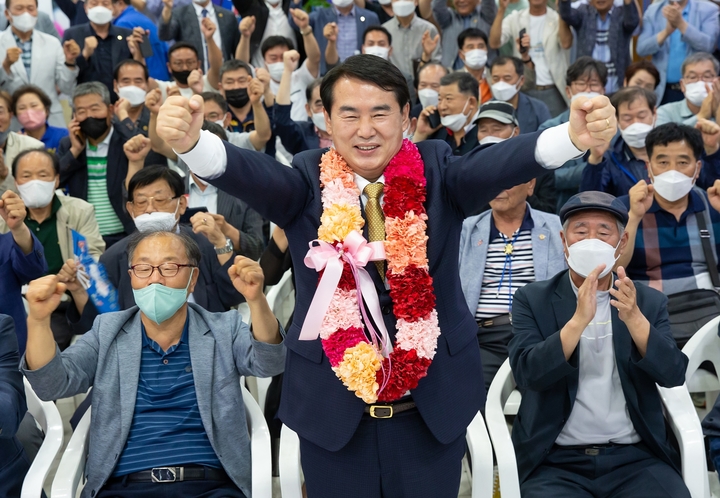 [광주=뉴시스] 이정선 광주교육감 당선자. (사진 제공 = 이 당선자 사무소) *재판매 및 DB 금지