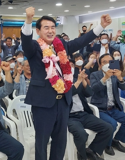 [광주=뉴시스] 이정선 광주교육감 당선자. (사진 제공 = 이 당선자 사무소) *재판매 및 DB 금지