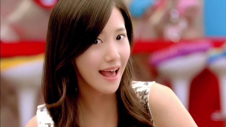 [서울=뉴시스] 소녀시대 '지(Gee)' 리마스터 뮤직비디오 캡처 (사진= SM 엔터테인먼트 제공 ) photo@newsis.com *재판매 및 DB 금지