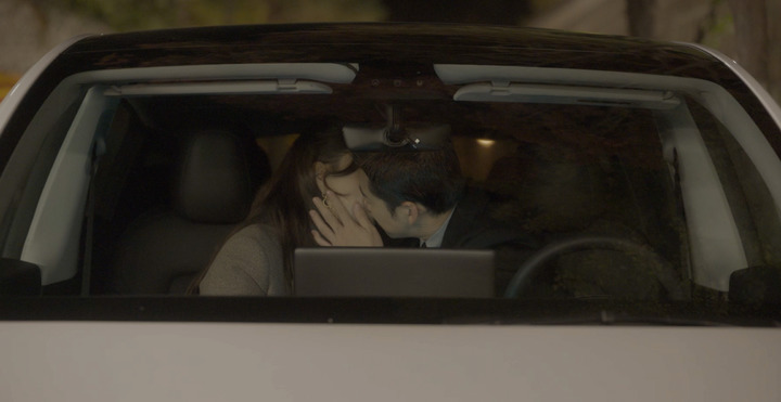 [서울=뉴시스] ‘키스 식스 센스’ 영상 캡처 . 2022.06.02. (사진 = 월트디즈니컴퍼니 코리아 제공 ) photo@newsis.com*재판매 및 DB 금지 *재판매 및 DB 금지