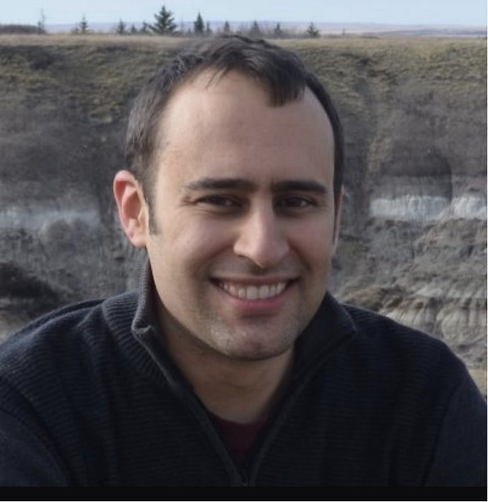 [서울=뉴시스] 영국 에드버러 대학 고생물학자 스티브 브루사테 박사는 기후상승이 더 빠르게 지속되면 인간의 몸집도 작아질 수 있다고 주장했다. (사진=스티브 브루사테 공식 트위터 갈무리) 2022.06.09. *재판매 및 DB 금지