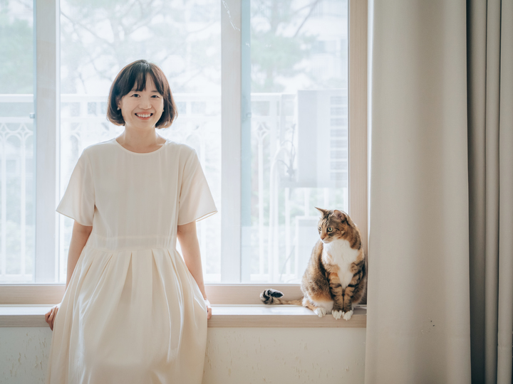 [서울=뉴시스] 최은영 작가 (사진=마음산책 제공) 2022.06.11. photo@newsis.com *재판매 및 DB 금지