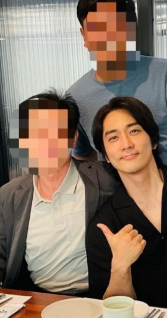 [서울=뉴시스] 송승헌 2022.06.13 (=인스타그램 캡처) photo@newsis.com&nbsp; *재판매 및 DB 금지