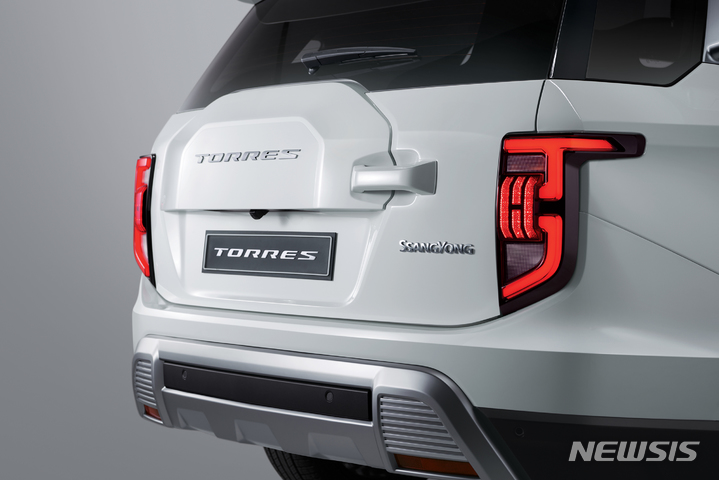 [서울=뉴시스]쌍용자동차 '토레스'.(사진=쌍용자동차 제공) 2022.6.13 photo@newsis.com 