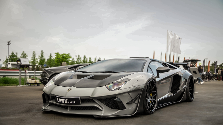 리버티워크의 시그니처 바디 킷을 장착한 람보르기니 아벤타도르(사진=리버티워크코리아 제공) *재판매 및 DB 금지