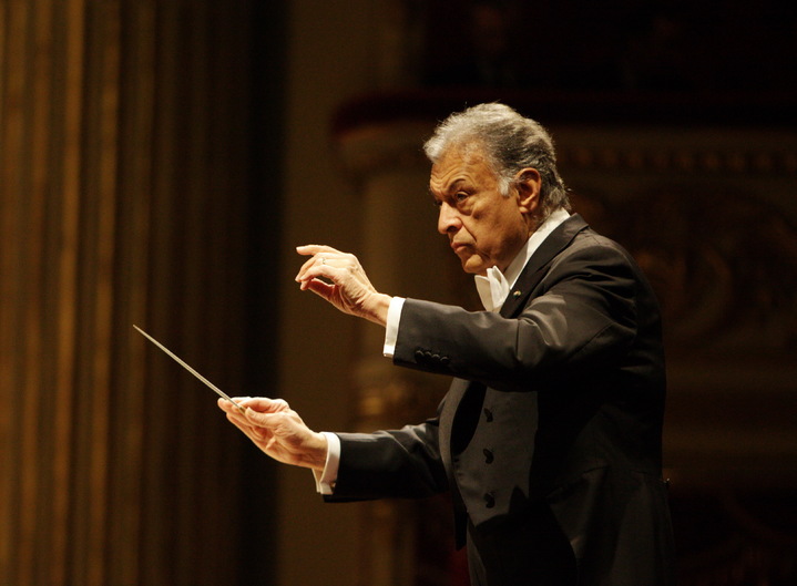 [서울=뉴시스]거장 지휘자 주빈 메타. (사진=Marco Brescia  La Scala) 2022.06.20. photo@newsis.com *재판매 및 DB 금지