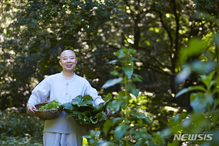 [서울=뉴시스] 정관 스님. (사진=한국불교문화사업단 제공) 2022.06.25. photo@newsis.com *재판매 및 DB 금지