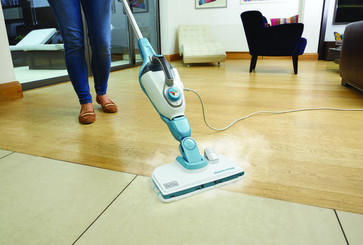 [서울=뉴시스] 블랙앤데커 ‘6in1 스팀청소기(FSMH13151SM)’. (사진=블랙엔데커 제공) 2022.07.01. photo@newsis.com *재판매 및 DB 금지