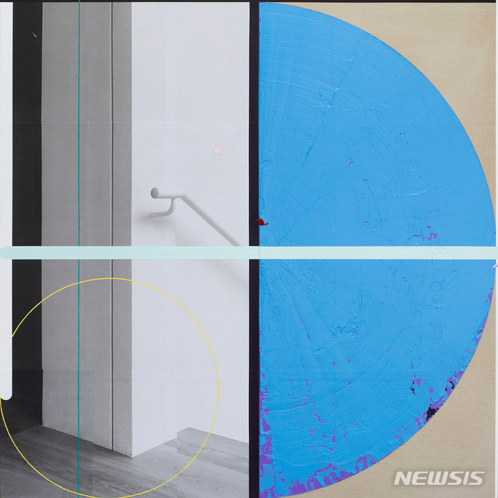 [서울=뉴시스]이희준, 'Handle' 2022, Acrylic and photo-collage on canvas 100 x 100 cm,Courtesy of the artist and Kukje Gallery 이미지 제공: 국제갤러리 