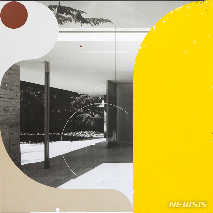 [서울=뉴시스]이희준, 'The Temperature of Barcelona' 2022, Acrylic and photo-collage on canvas,160 x 160 cmCourtesy of the artist and Kukje Gallery 이미지 제공: 국제갤러리