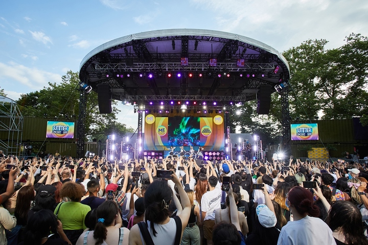 [서울=뉴시스] 에스파 '2022 GMA 서머 콘서트 시리즈' 현장. 2022.07.09. (사진 = SM엔터테인먼트 제공) photo@newsis.com *재판매 및 DB 금지