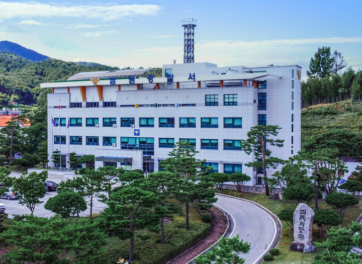 흉기 들고 남원거리 활보 70대…지구대 들어갔다 나왔다