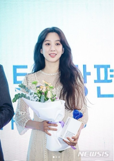 [서울=뉴시스] 정려원. 2022.07.16. (사진 = 인스타그램 캡쳐) photo@newsis.com*재판매 및 DB 금지