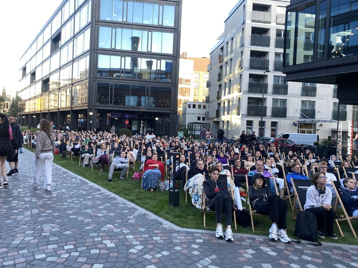 지난 15일 폴란드 바르샤바에서 열린 '한국영화상영회'에서 엑시트를 관람하는 폴란드 국민들. (사진=주폴란드한국문화원 제공) photo@newsis.com *재판매 및 DB 금지