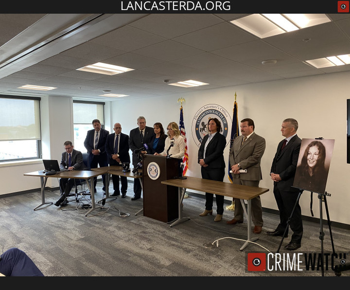 [서울=뉴시스] 미국 펜실베이니아 랭커스터 카운티 검찰청은 지난 18일(현지시간) 1975년 발생했던 살인사건 용의자 데이비드 시노폴리(68)를 전날 체포했다고 발표했다. (사진=랭커스터 카운티 검찰청 공식 홈페이지 갈무리) 2022.07.20. *재판매 및 DB 금지