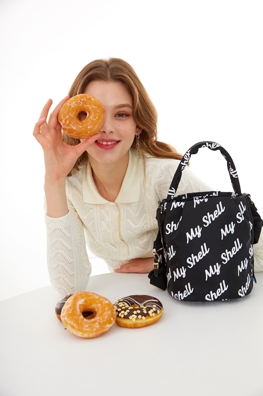 '마이 쉘' 화보 사진(사진 = 한국에스티엘 제공) *재판매 및 DB 금지