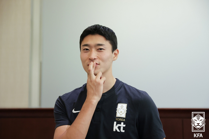 [서울=뉴시스] 2022 EAFF E-1 챔피언십에 출전한 남자축구대표팀 조규성이 22일 일본 아이치현 힐튼나고야에서 인터뷰를 하고 있다. (사진=대한축구협회 제공) 2022.07.22. photo@newsis.com *재판매 및 DB 금지