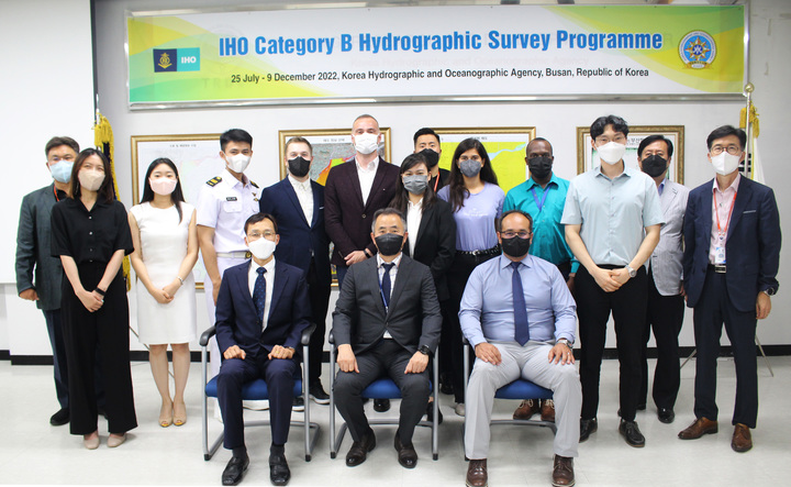 [부산=뉴시스] 국제수로기구&nbsp; 수로측량사 교육과정 입교식. (사진=국립해양조사원 제공) *재판매 및 DB 금지