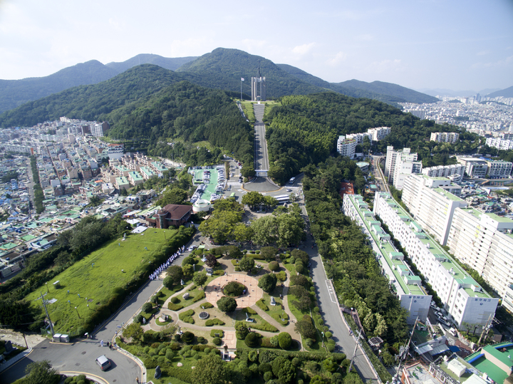 [부산=뉴시스] 부산 동구 중앙공원 전경. (사진=부산시설공단 제공) *재판매 및 DB 금지