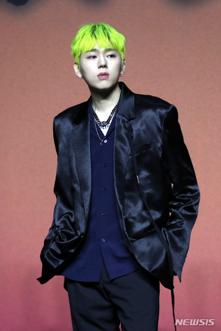 [서울=뉴시스] 박진희 기자 = 프로듀서 겸 아티스트 지코(ZICO)가 1일 서울 강남구 인터컨티넨탈 서울 파르나스에서 미니 4집 '그로운 애스 키드(Grown Ass Kid)' 발매 기념 기자간담회를 하고 있다. 2022.08.01. pak7130@newsis.com