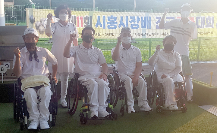 [광주=뉴시스] 광주장애인체육회 론볼팀. (사진=광주체육회 제공). photo@newsis.com *재판매 및 DB 금지