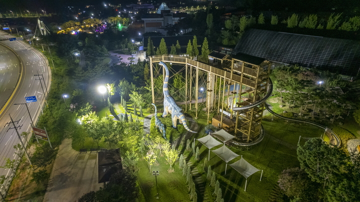 익산 보석박물관 '다이노키즈월드' 여름밤 야간 개장