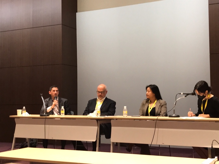 5일 서울 코엑스에서 개최된 바이오행사 ‘바이오플러스-인터펙스 코리아 2022’ 기자간담회 모습, 왼쪽부터 전 FDA 수석변호인 스콧 카플란(Scott Kaplan)과 법무법인 시들리 오스틴(Sidley Austin)변호사 조쉬 호프하이어(Josh Hofheimer), 샤론 리(Sharon Lee) (사진=뉴시스) *재판매 및 DB 금지