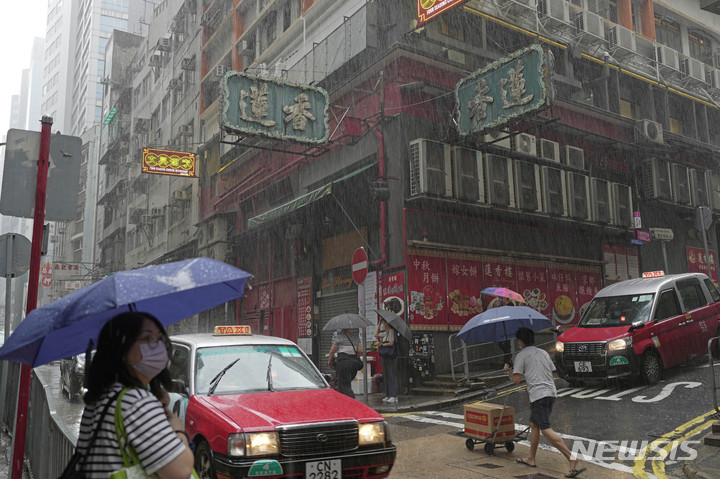 홍콩 코로나19 신규감염 6654명...누적 147만1509명