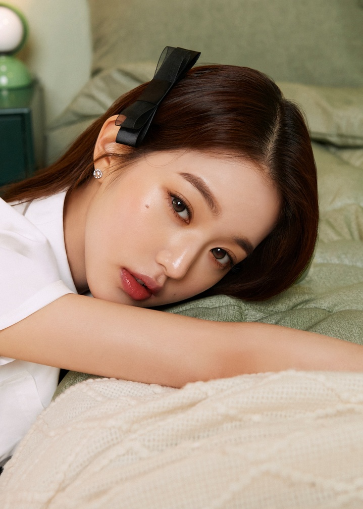 걸그룹 '아이브' 장원영이 모델로 나선 '하파크리스틴 시크리티브 올리브' 화보 *재판매 및 DB 금지