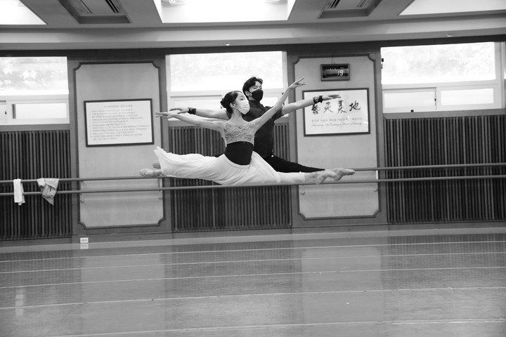 '더 발레리나' 리허설 장면. (사진=유니버설발레단 제공) photo@newsis.com *재판매 및 DB 금지