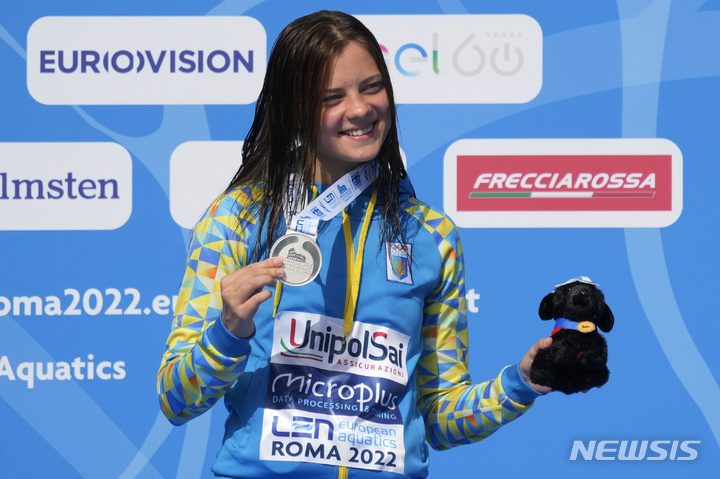 [로마=AP/뉴시스] 우크라이나 다이빙 간판 소피아 리스쿤(23)이 최근 스포츠 국적을 러시아로 옮기겠다고 밝히면서 우크라이나 다이빙계가 강하게 반발하고 있다.