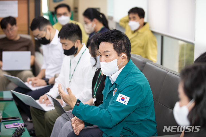 [서울=뉴시스] 원희룡 국토교통부 장관이 23일 오전 정부세종청사에서 기자들과 간담회를 가졌다. (사진=국토부 제공)