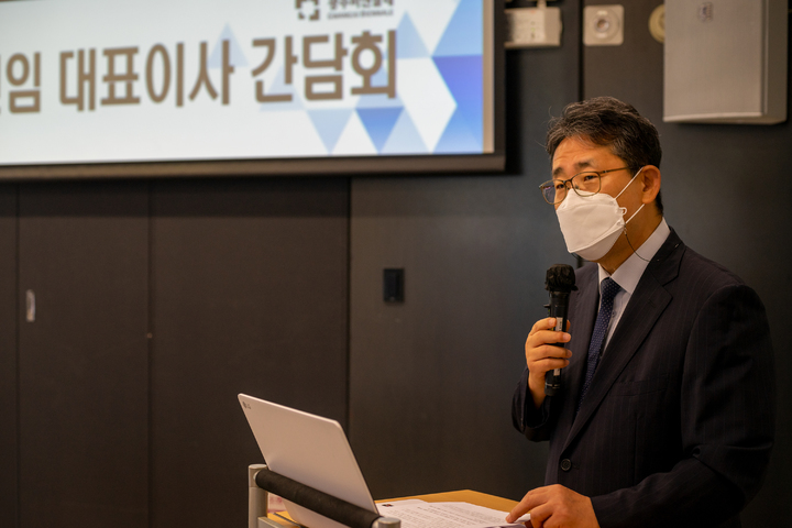 [광주=뉴시스] 김혜인 기자 = 박양우 광주비엔날레재단 대표이사. 2022.08.25. (사진=광주비엔날레재단 제공)photo@newis.com