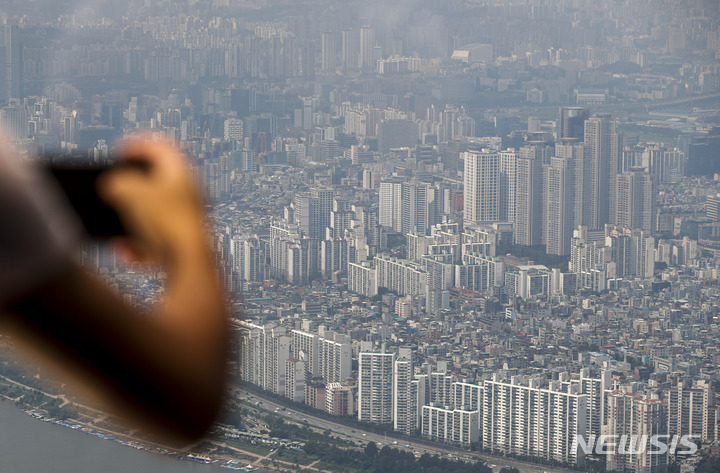 7월 서울 아파트 거래량, 역대 최저치 기록할 듯…금리 영향