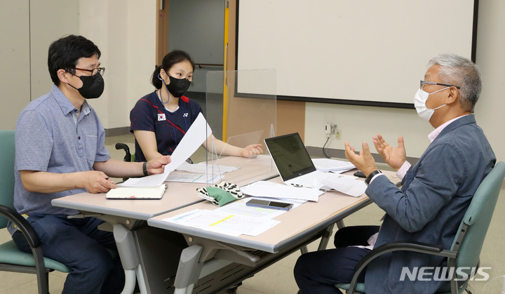 [서울=뉴시스]대한장애인체육회, '2022 스포츠 진학진로취업 박람회' 참가 (사진 = 대한장애인체육회 제공)