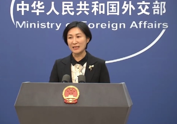 [서울=뉴시스] 5일 중국 외교부 청사에서 열린 정례 기자회견에서 마오닝(毛寧) 신임 대변인이 발언하고 있다. 중국은 이날 마오닝을 신임 대변인으로 임명했다. <사진출처: 중국중앙(CC) TV 캡쳐> 2022.09.05