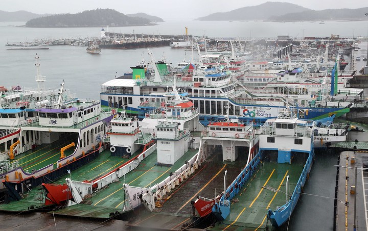 [광주=뉴시스] 피항 중인 여객선. (사진=뉴시스 DB). photo@newsis.com *재판매 및 DB 금지