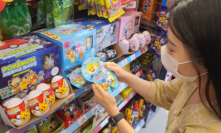 "아이 한명 위해 온 가족 지갑연다" 편의점도 '키즈' 마케팅 박차