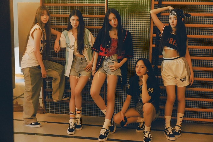 [서울=뉴시스] 뉴진스. 2022.09.12. (사진 = 어도어 제공) photo@newsis.com*재판매 및 DB 금지 *재판매 및 DB 금지