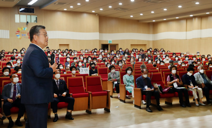 박일호 밀양시장, "어르신이 가장 행복한 도시 밀양" 강조