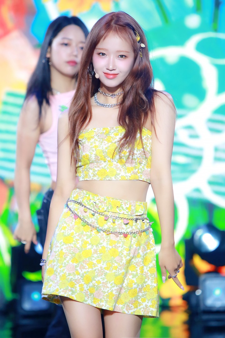 [서울=뉴시스]가수 최유정 솔로 데뷔 쇼케이스. 2022.09.14. (사진=판타지오 제공) photo@newsis.com*재판매 및 DB 금지 *재판매 및 DB 금지